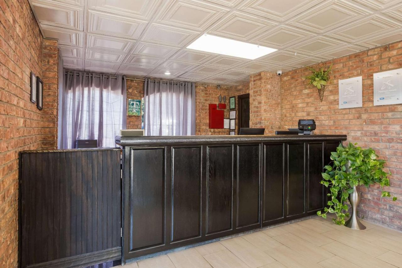Rodeway Inn Branson, Brick House Eksteriør bilde