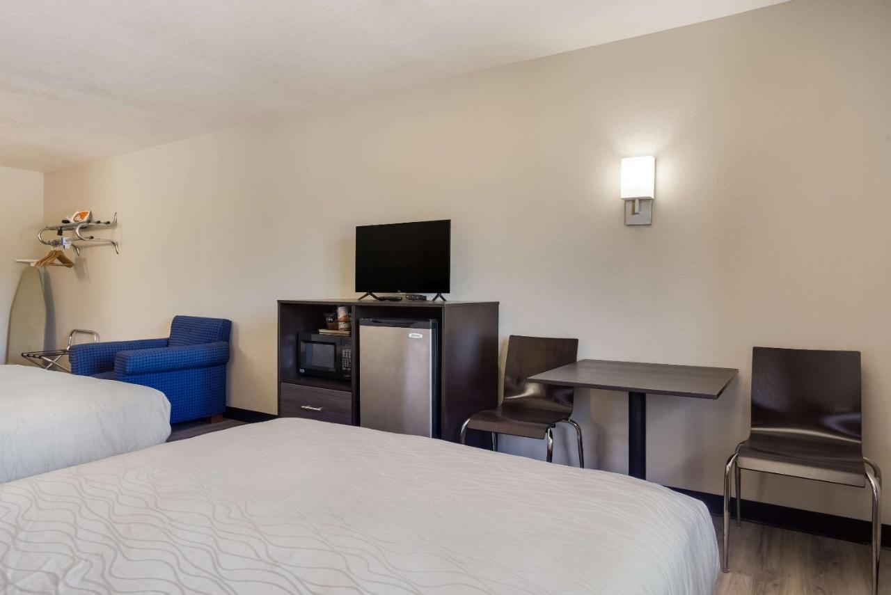 Rodeway Inn Branson, Brick House Eksteriør bilde